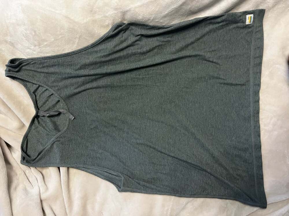Vuori mens Tank Top